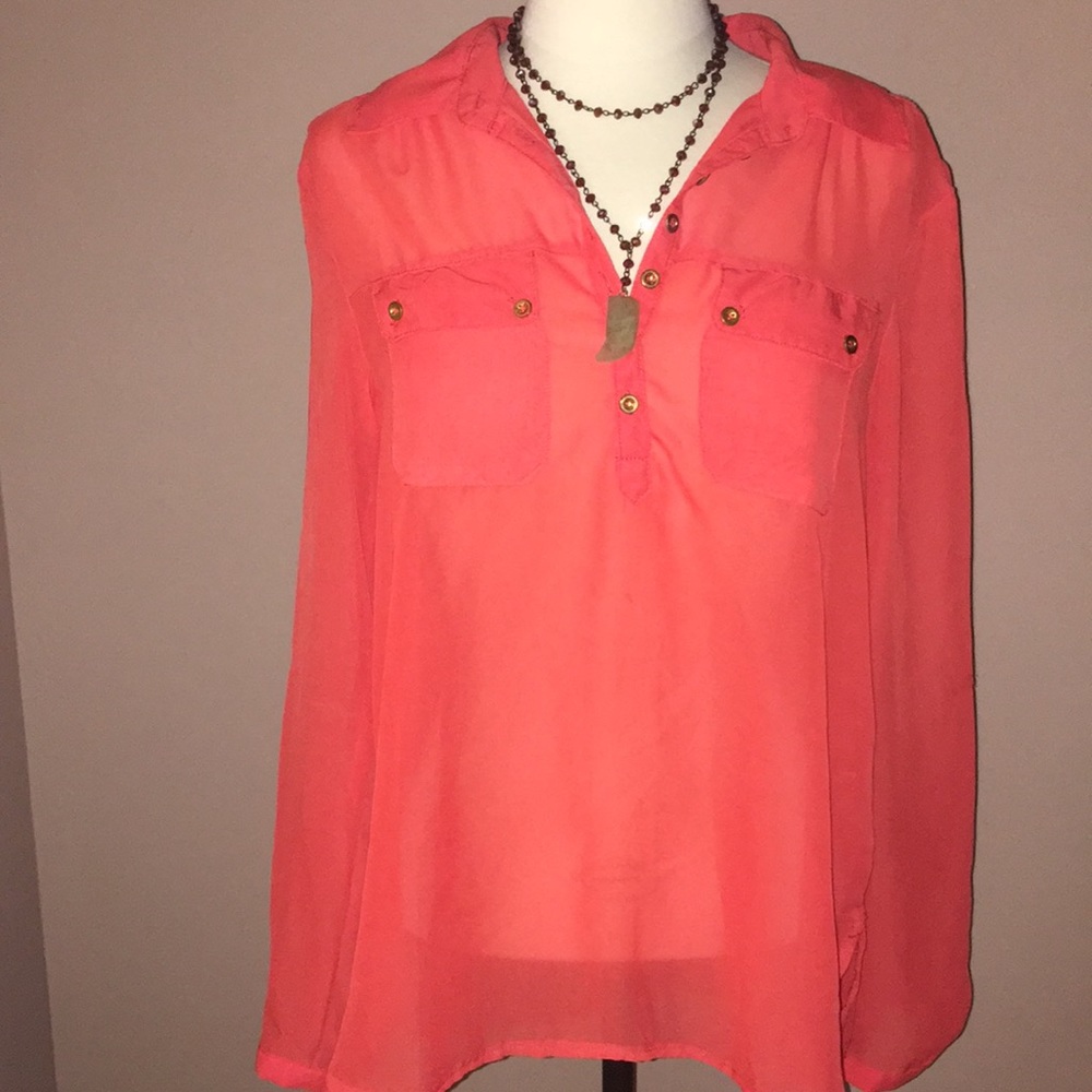 Women’s shirt